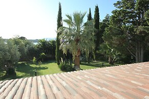 Oliviera Private Island Hotel – Kalem Island