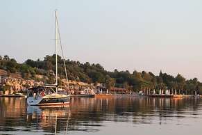 Oliviera Private Island Hotel – Kalem Island