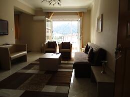 Kyknos De Luxe Hotel