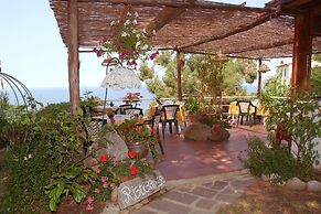 Hôtel Sant'Andrea, The Originals Relais (Relais du Silence)