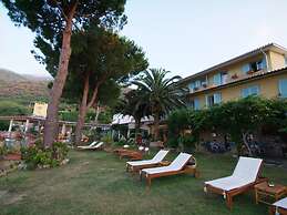 Hôtel Sant'Andrea, The Originals Relais (Relais du Silence)