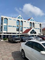 Airport West Hotel