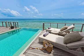Dusit Thani Maldives - 50 percent discount on transfers for stays unti