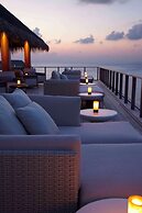 Dusit Thani Maldives - 50 percent discount on transfers for stays unti