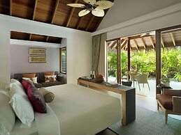 Dusit Thani Maldives - 50 percent discount on transfers for stays unti