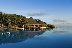Dusit Thani Maldives - 50 percent discount on transfers for stays unti