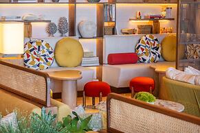 Dusit Thani Maldives - 50 percent discount on transfers for stays unti