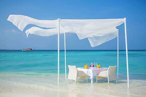 Dusit Thani Maldives - 50 percent discount on transfers for stays unti