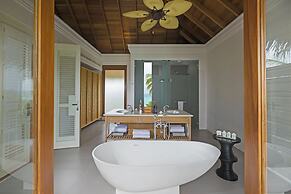 Dusit Thani Maldives - 50 percent discount on transfers for stays unti