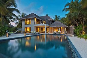 Dusit Thani Maldives - 50 percent discount on transfers for stays unti