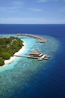 Dusit Thani Maldives - 50 percent discount on transfers for stays unti