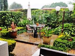 Constantia Manor Guest House