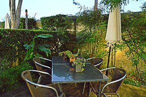 Constantia Manor Guest House