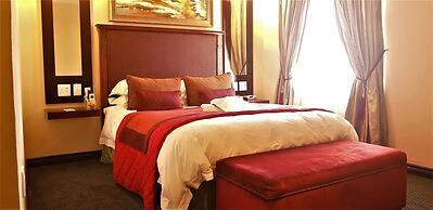 Constantia Manor Guest House