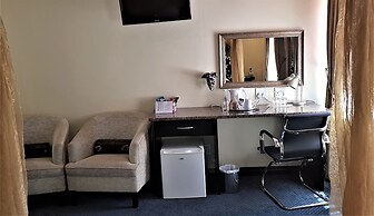 Constantia Manor Guest House