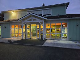 Brit Hotel Essentiel Poitiers – Gare du Futuroscope