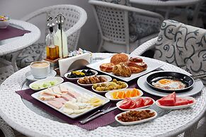 Albinas Hotel Old City