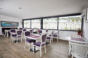 Albinas Hotel Old City