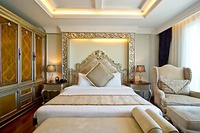 LK The Empress Pattaya