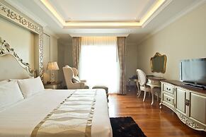 LK The Empress Pattaya