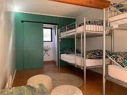 Peppertree Lodge - Hostel