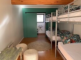 Peppertree Lodge - Hostel