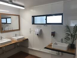 Peppertree Lodge - Hostel