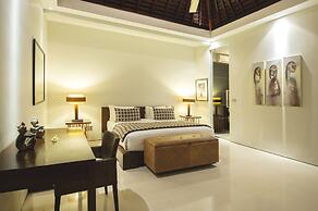 Chandra Bali Villas
