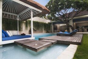 Chandra Bali Villas