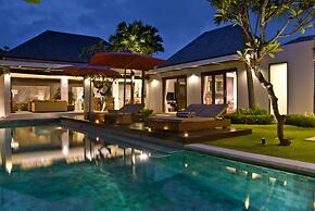 Chandra Bali Villas
