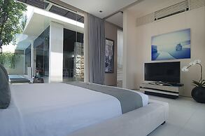 Chandra Bali Villas
