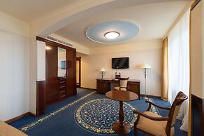 M'Istra'L Hotel & SPA