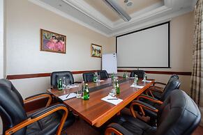 M'Istra'L Hotel & SPA