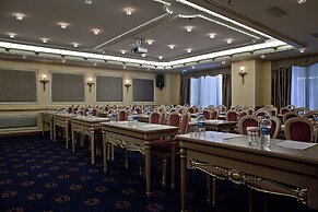 Ottomans Life Hotel S Class