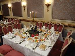 Ottomans Life Hotel S Class