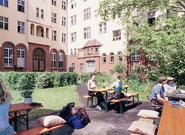 Three Little Pigs Hostel Berlin