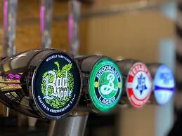 Golden Fleece Inn Tremadog