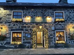 Golden Fleece Inn Tremadog