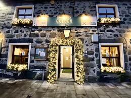 Golden Fleece Inn Tremadog