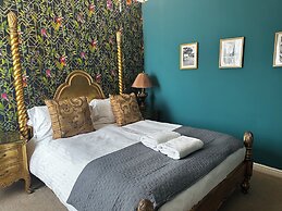 Golden Fleece Inn Tremadog