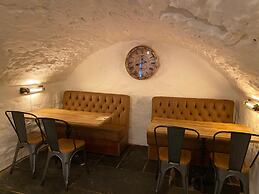 Golden Fleece Inn Tremadog