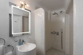 Santorini Princess Presidential Suites