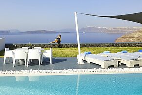 Santorini Princess Presidential Suites