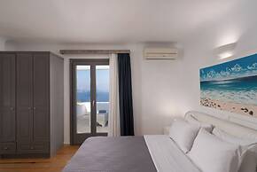 Santorini Princess Presidential Suites