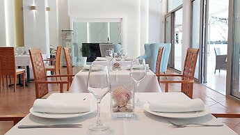 Akrogiali Exclusive Hotel - Adults Only