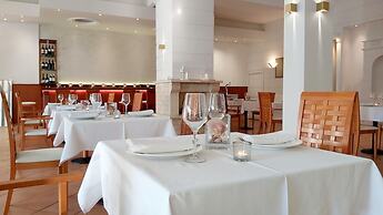 Akrogiali Exclusive Hotel - Adults Only