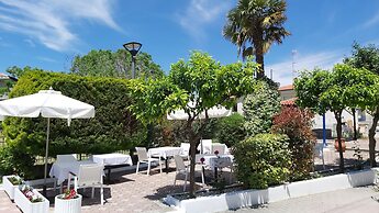 Akrogiali Exclusive Hotel - Adults Only