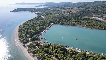Akrogiali Exclusive Hotel - Adults Only