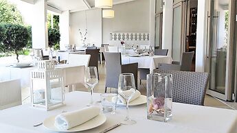 Akrogiali Exclusive Hotel - Adults Only