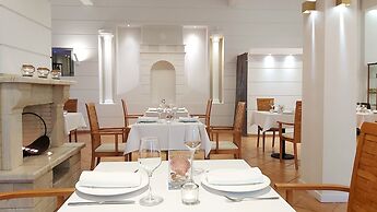 Akrogiali Exclusive Hotel - Adults Only